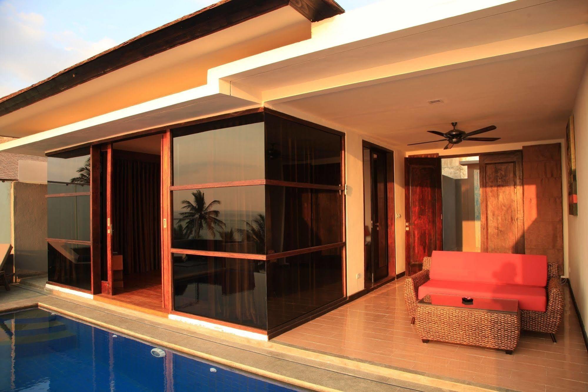 Lima Satu Resort Pemenang Exteriör bild