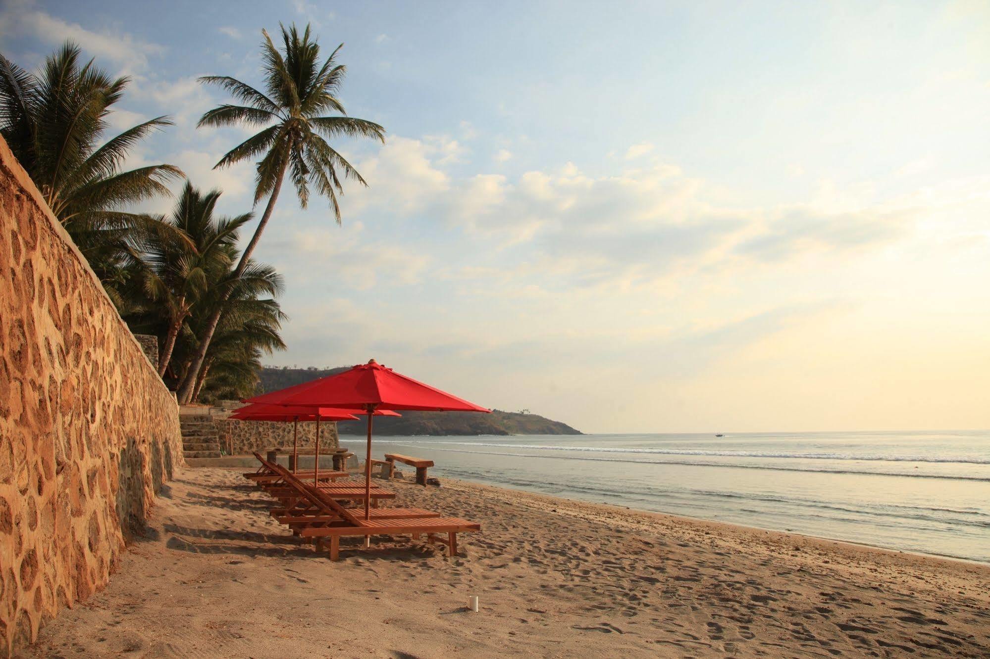 Lima Satu Resort Pemenang Exteriör bild